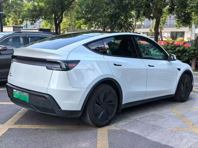 深圳25年特斯拉MODEL Y8