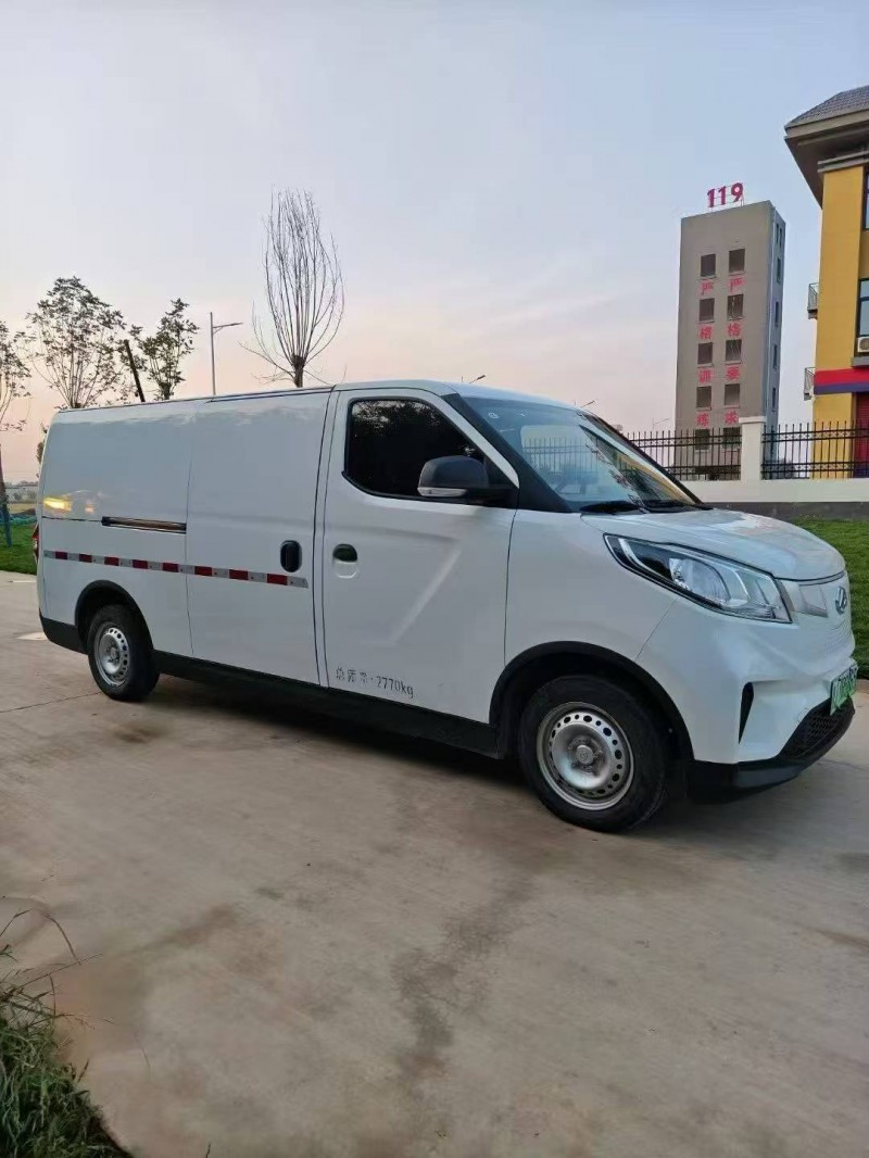 东营24年大通EV30L2