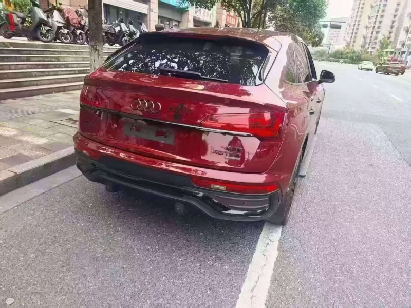 衡阳19年奥迪Q57