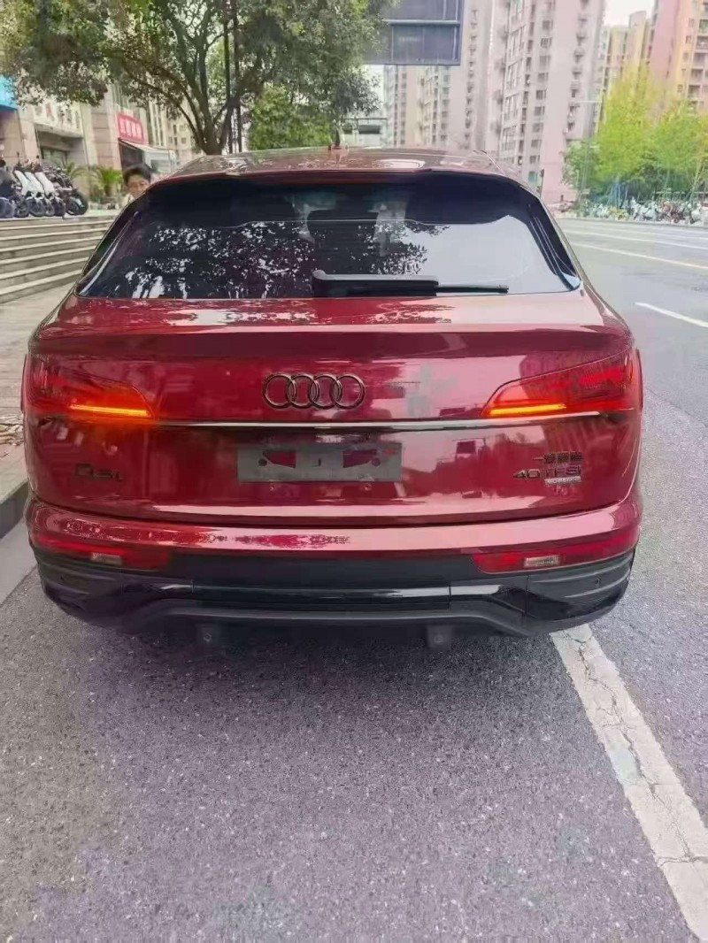 衡阳19年奥迪Q58