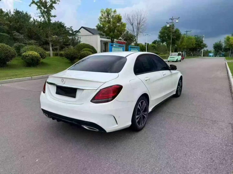 东营20年奔驰C8