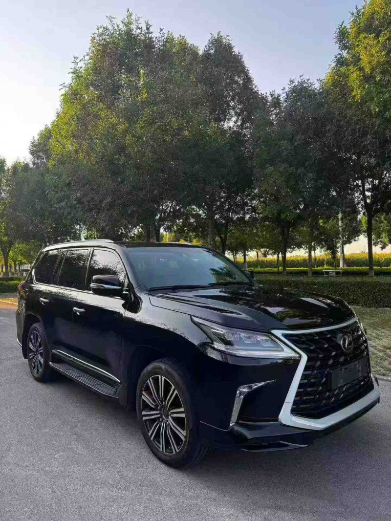 安阳21年雷克萨斯LX3