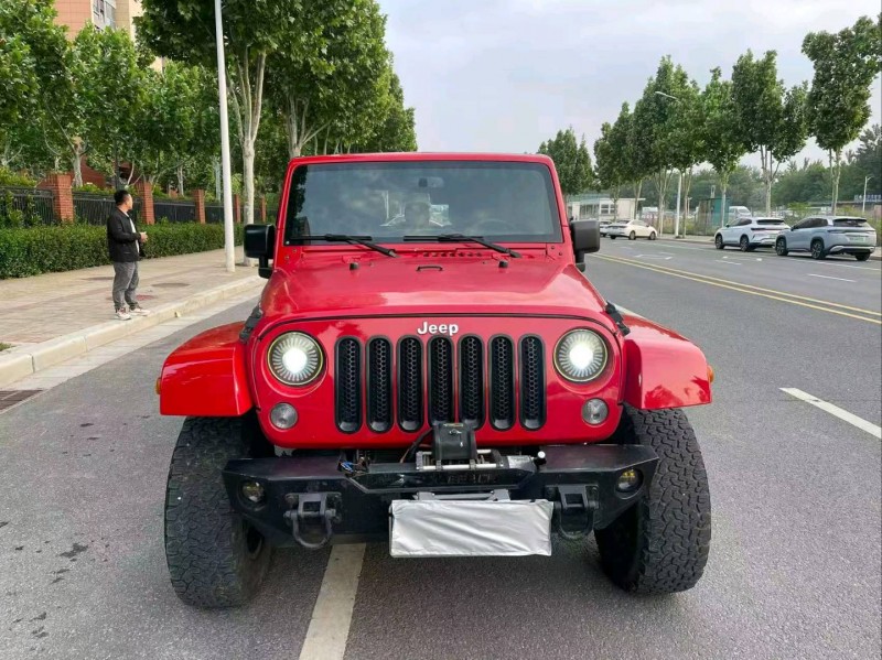 郑州15年Jeep牧马人1