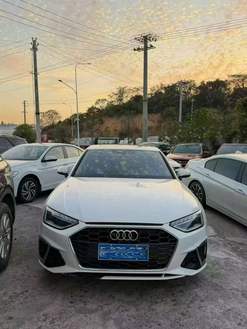 长沙22年奥迪A4L1