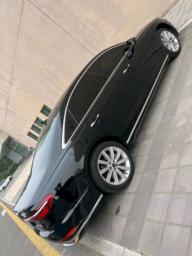 营口21年奥迪A8L7