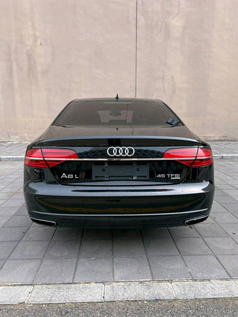 营口17年奥迪A8L9