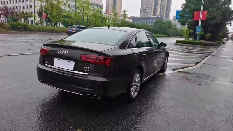 十堰17年奥迪A6L9