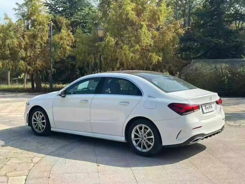 东营20年奔驰A8