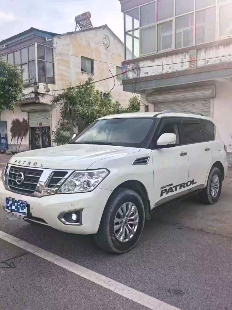 菏泽19年日产途乐2