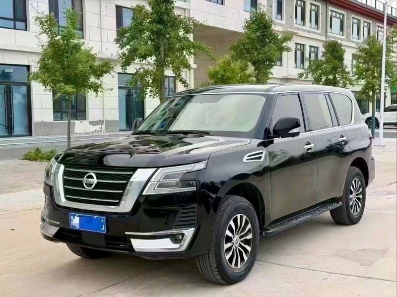 潍坊19年日产途乐3