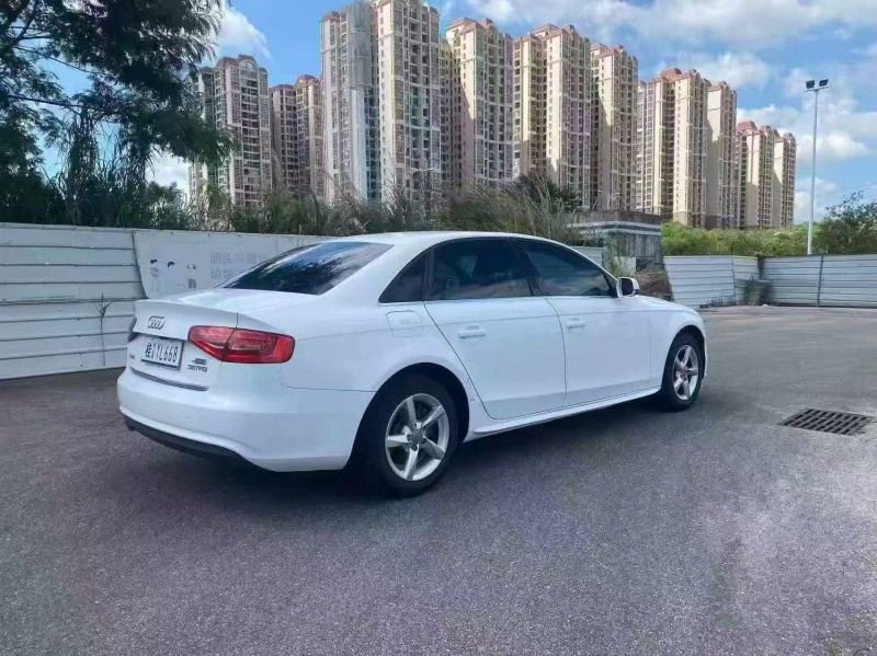 南宁14年奥迪A4L7