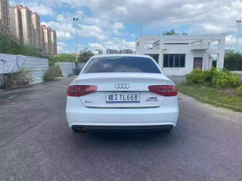 南宁14年奥迪A4L9