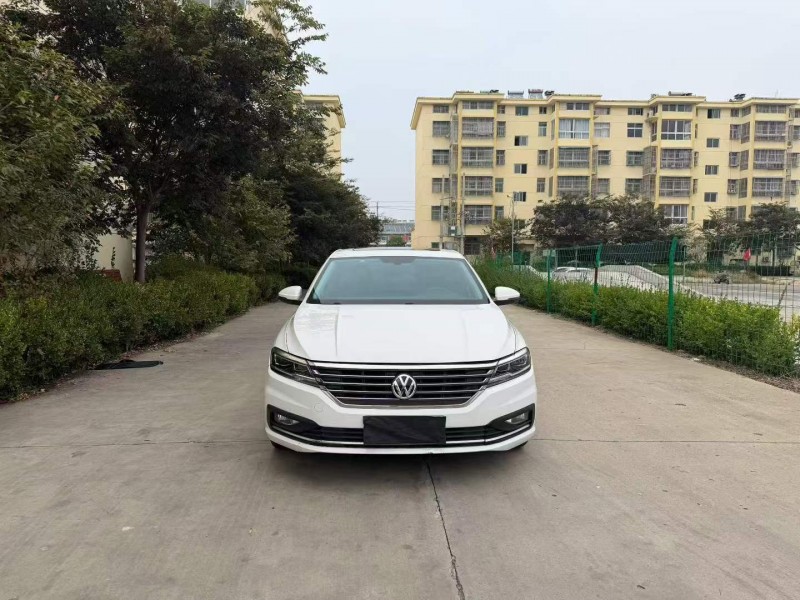 深圳22年大众朗逸1