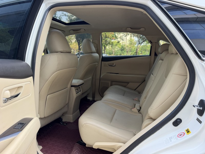 济宁12年雷克萨斯RX7