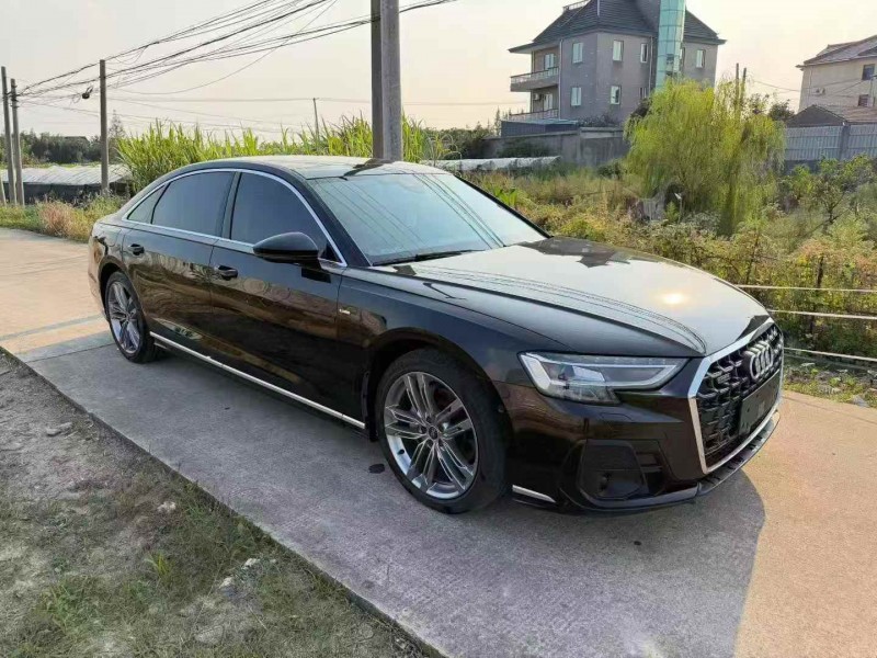 绍兴24年奥迪A8L3
