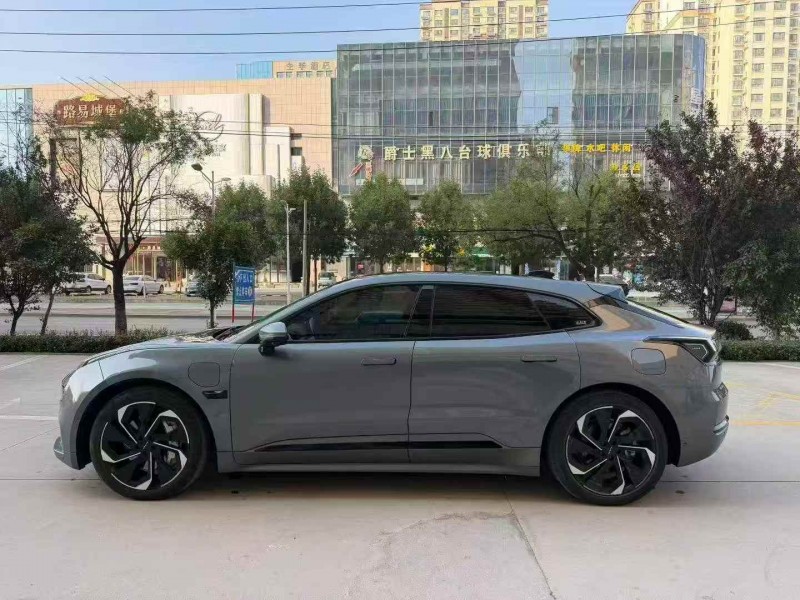 潍坊23年极氪汽车0017