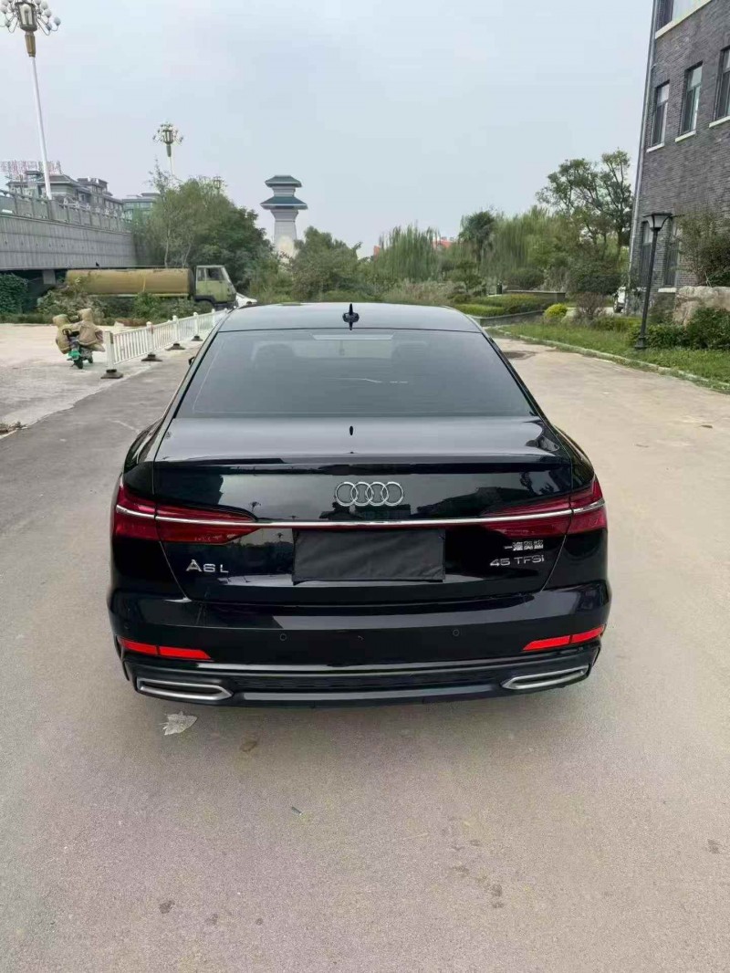 潍坊21年奥迪A6L8