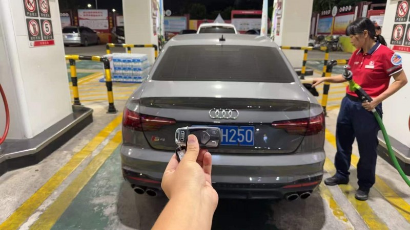 广州23年奥迪S46