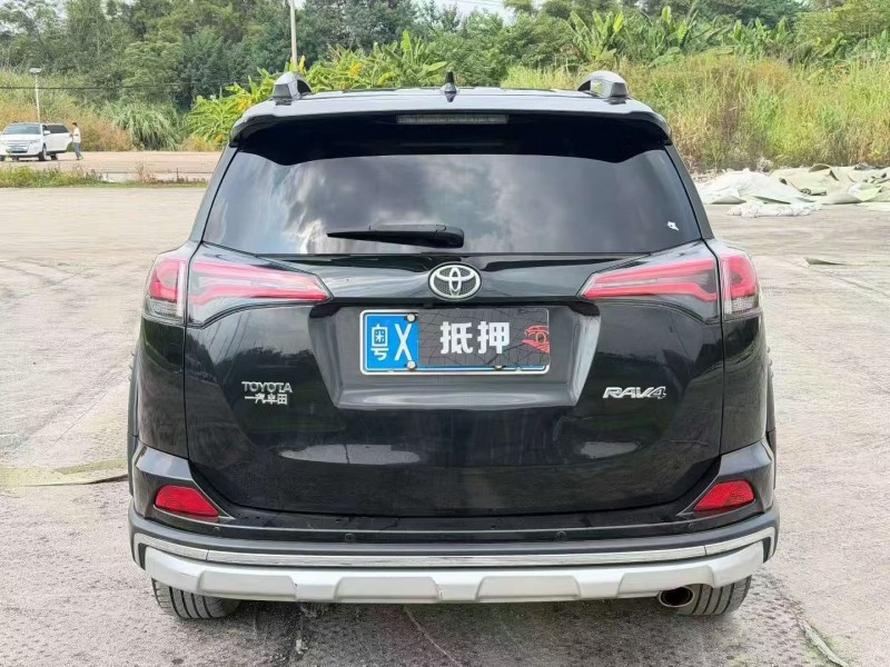 广州19年丰田RAV49
