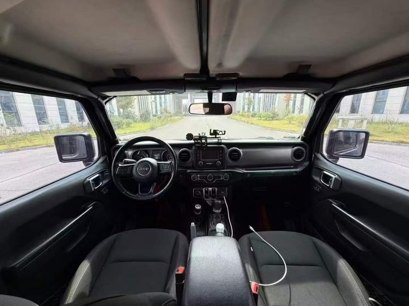 潍坊20年Jeep牧马人5
