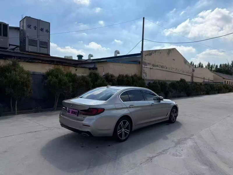 广州21年宝马5系4