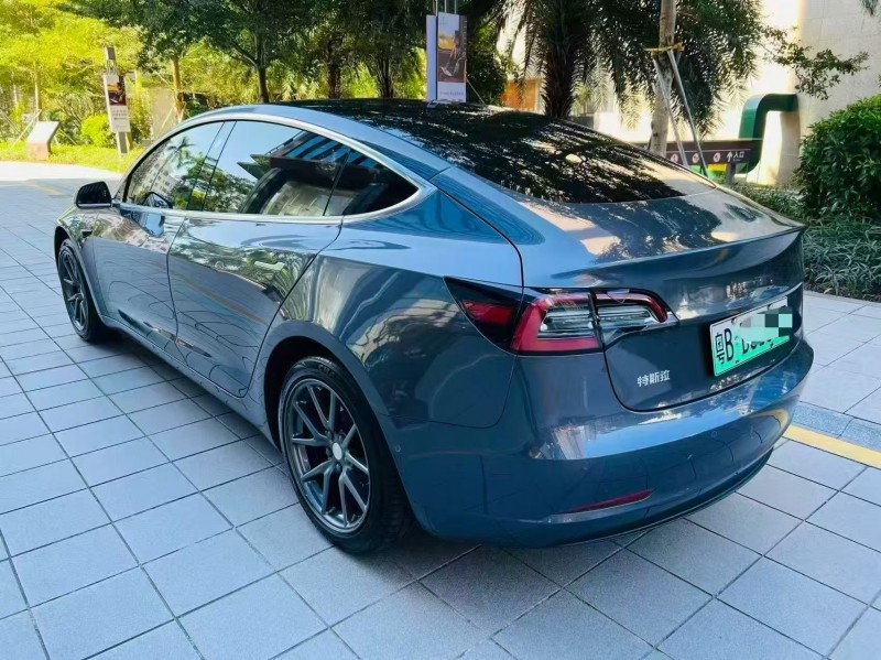 广州20年特斯拉MODEL 34