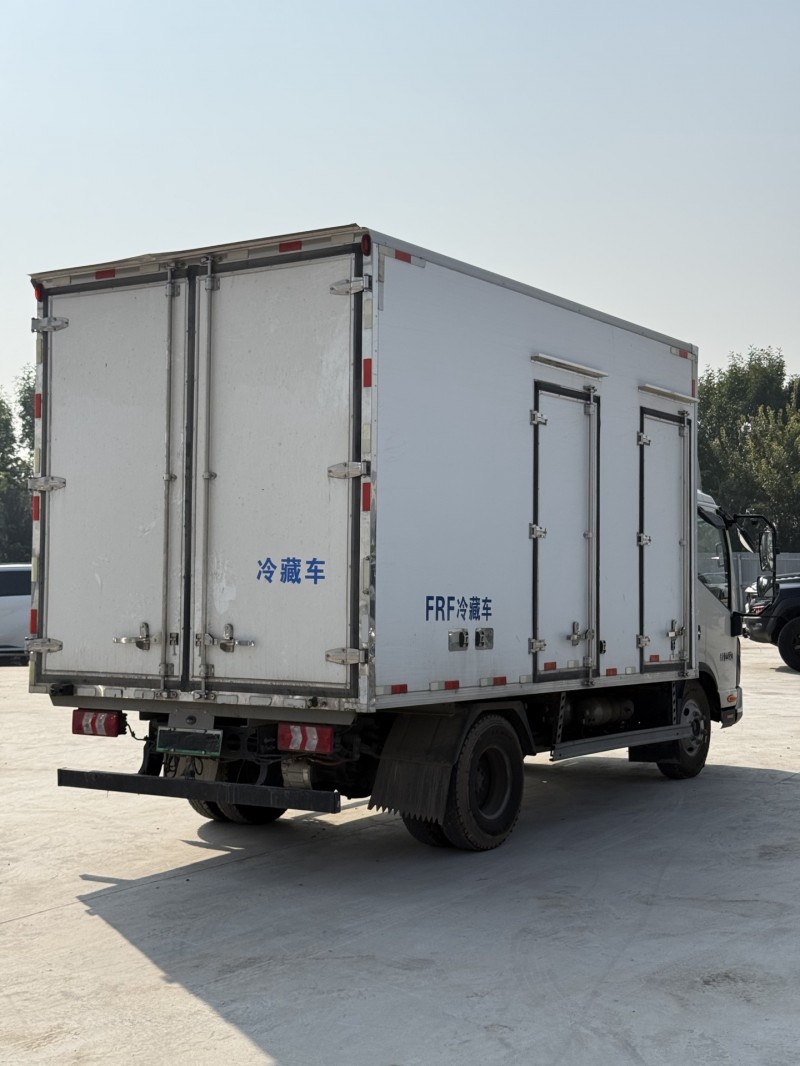 新乡26年江淮帅铃9