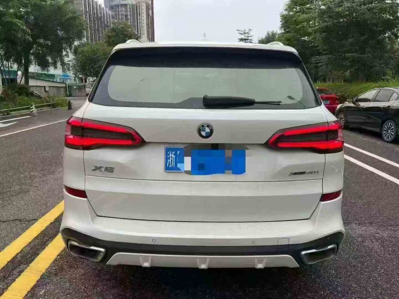 江门20年宝马X59