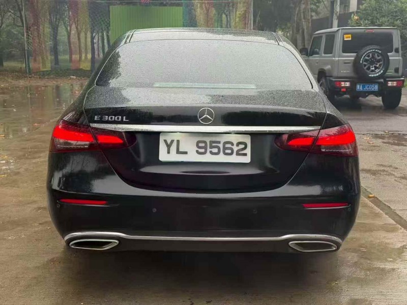 新乡23年奔驰E9