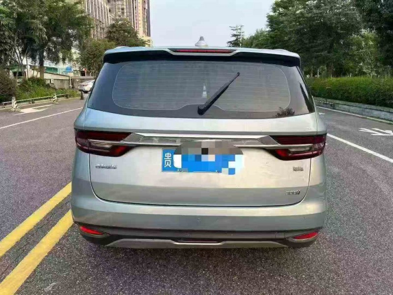 广州19年吉利嘉际9