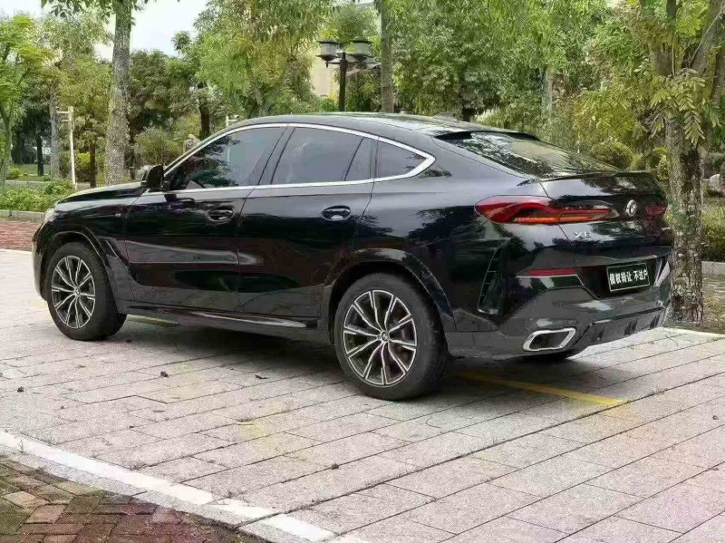 深圳20年宝马X68