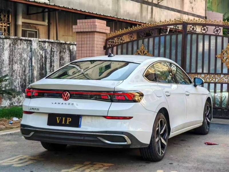 广州25年大众凌渡8