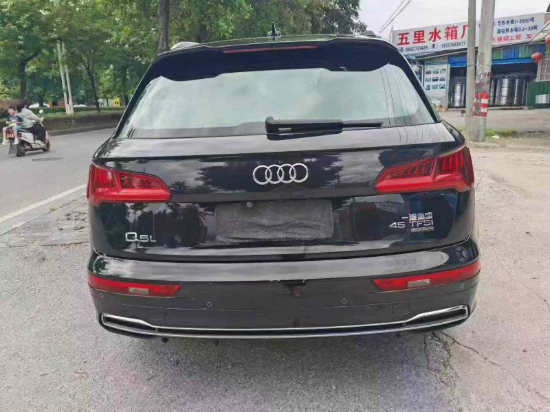 桂林20年奥迪Q58