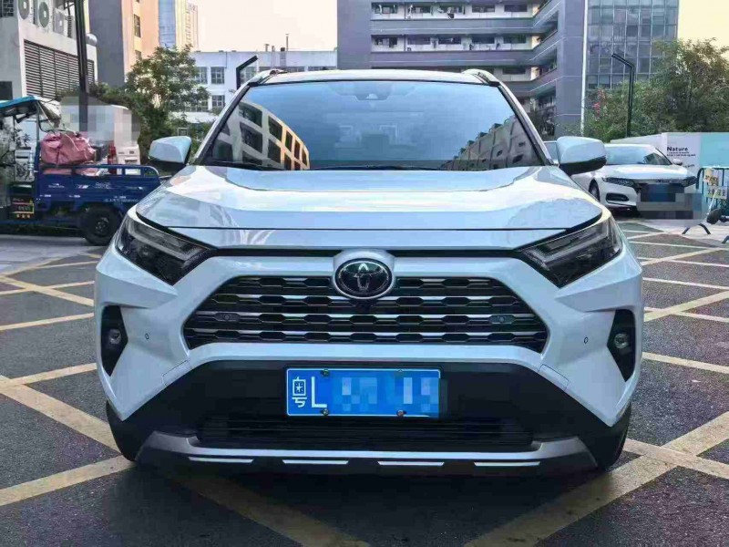 深圳25年丰田RAV4荣放1