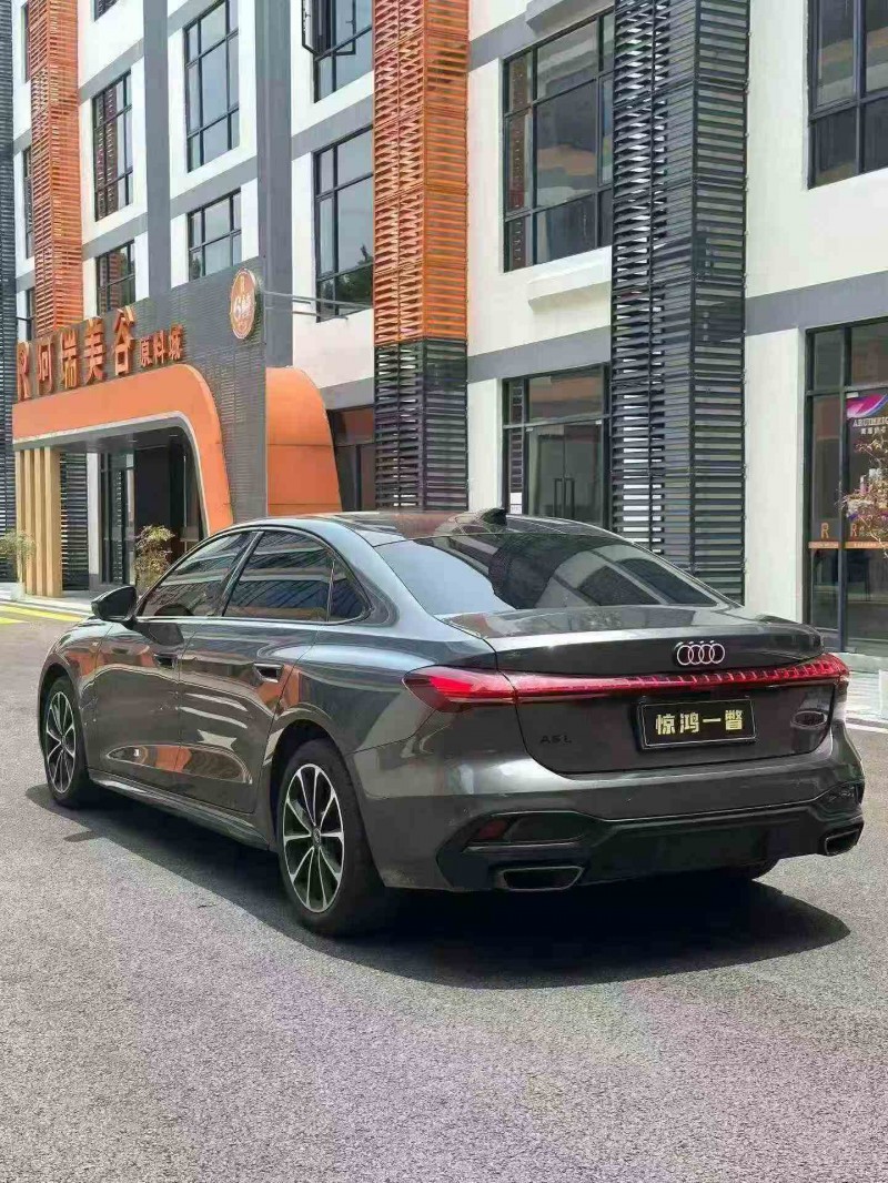深圳25年奥迪A57