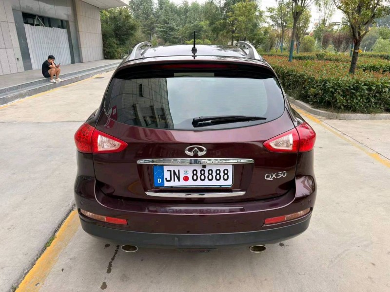 济宁15年英菲尼迪QX505