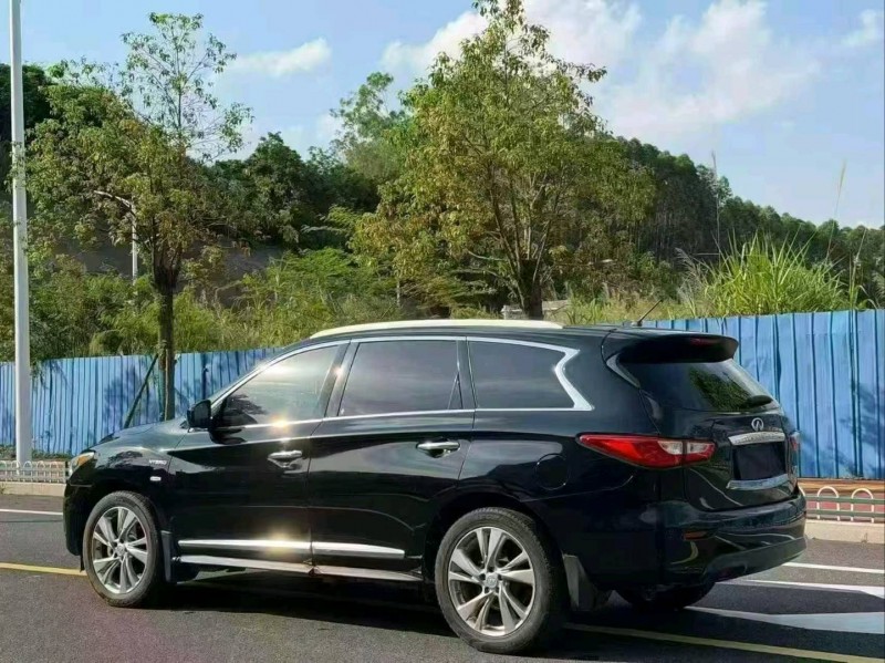 漳州15年英菲尼迪QX606