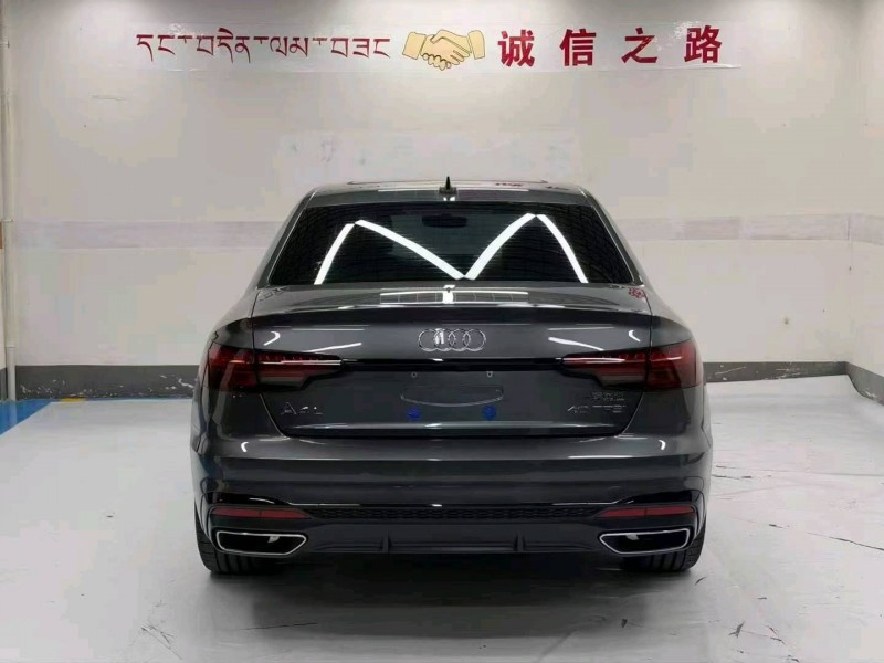 成都26年奥迪A4L5