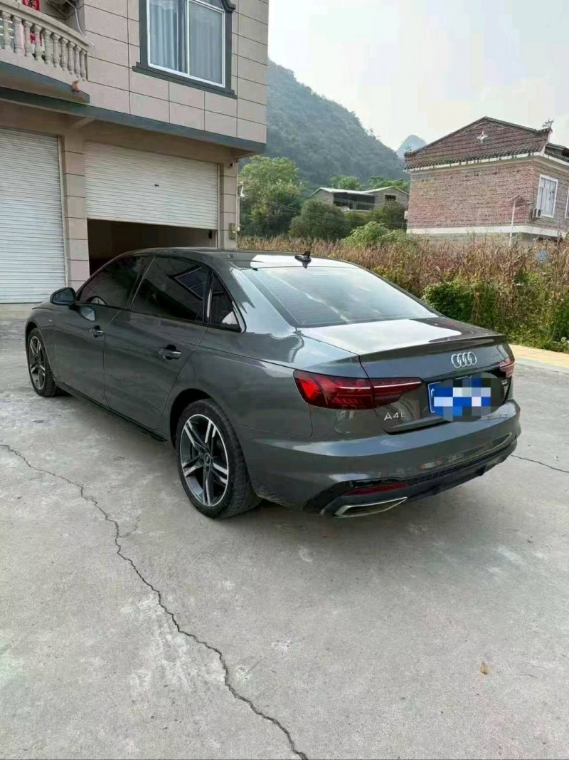 桂林23年奥迪A4L9