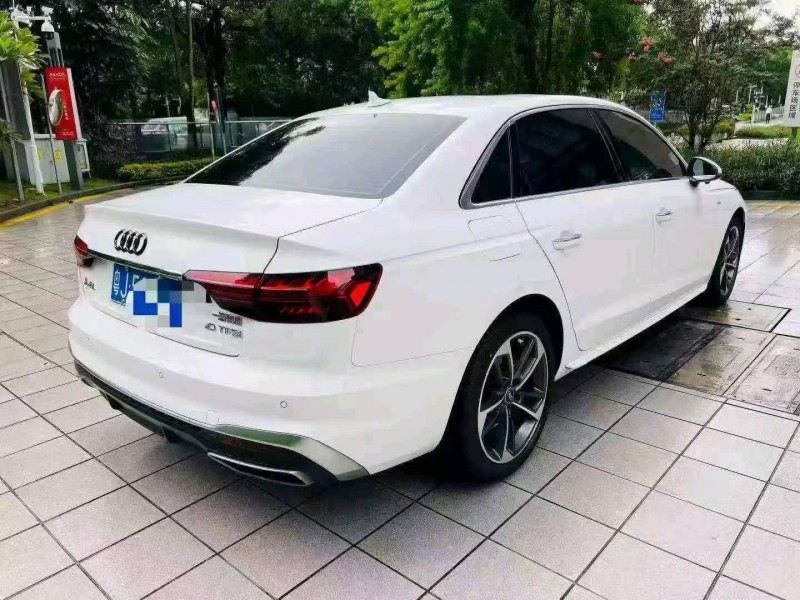 广州23年奥迪A4L8