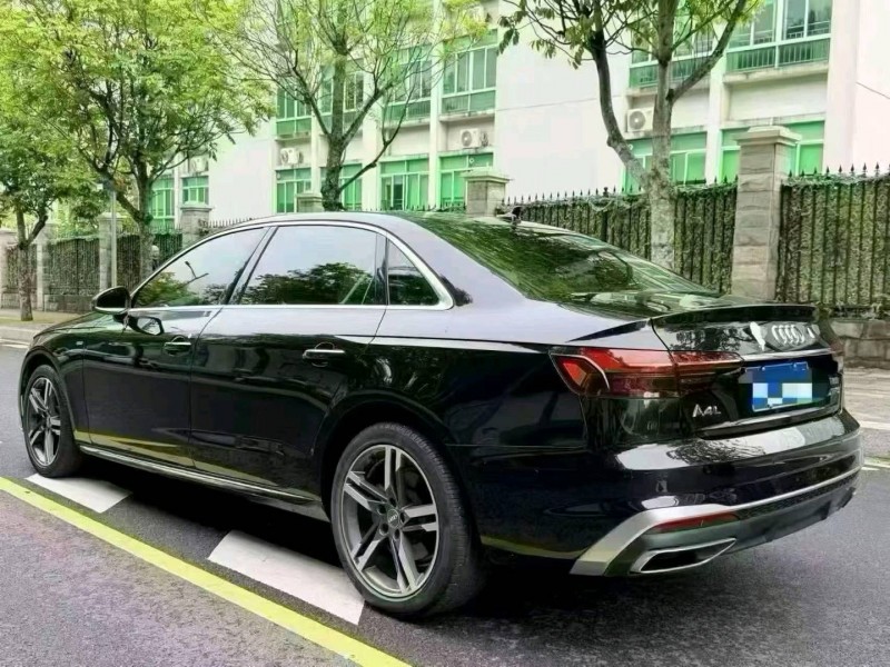 深圳22年奥迪A4L9