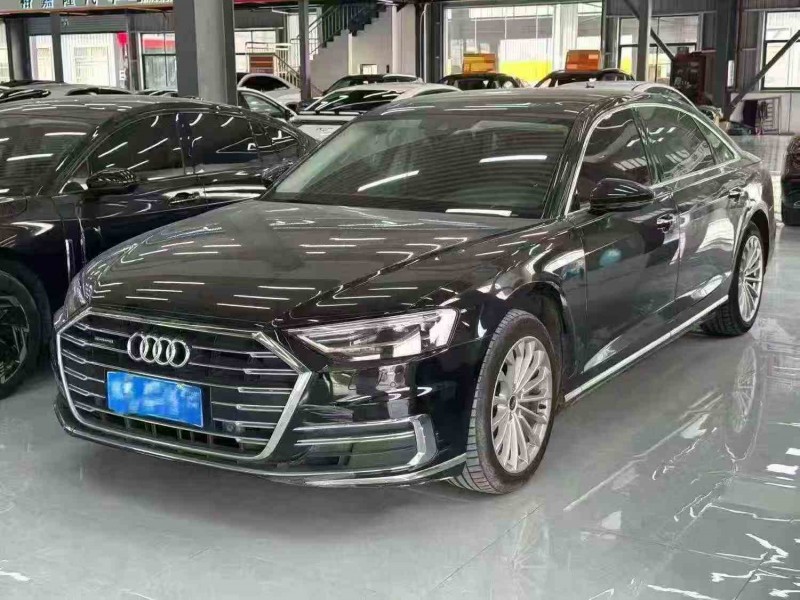 深圳21年奥迪A8L2