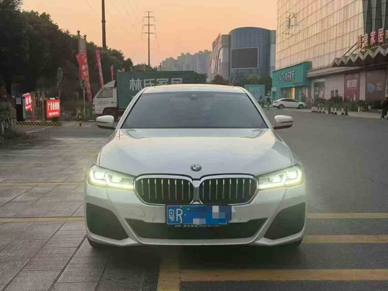 深圳22年宝马5系1